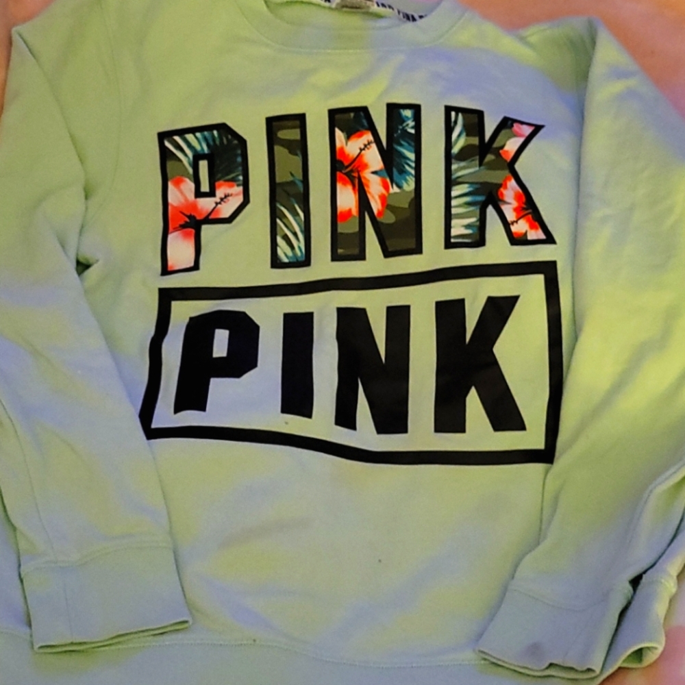 VS Pink Sweatshirt